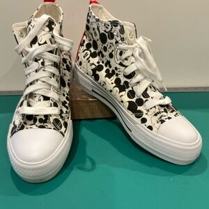 Disney White Mickey Mouse Canvas Hi-Top Sneakers Women’s Size 11